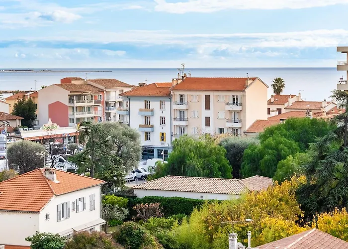 Апартаменты Couronne Du Cros Proche Plages Gu *